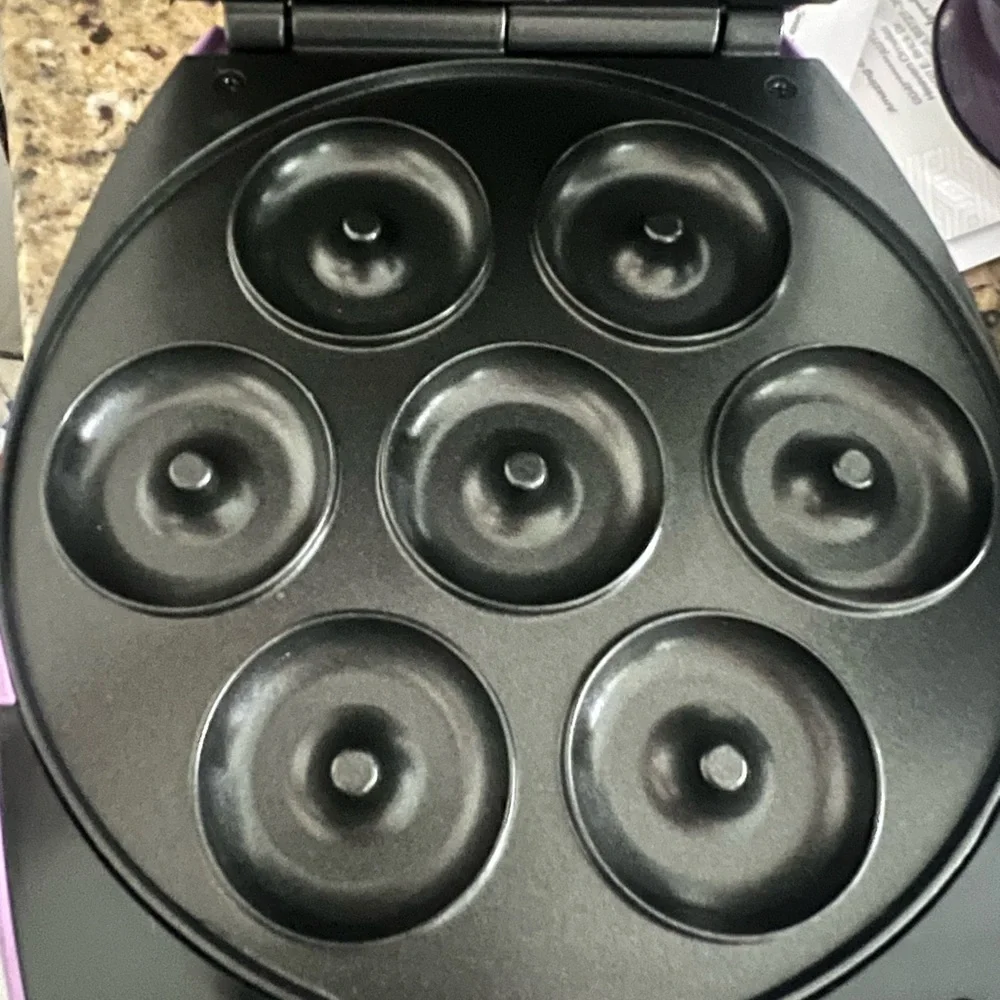 Bella Mini Donut Maker‎